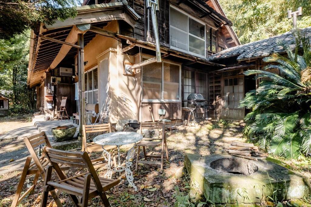 ゲストハウス+カフェわ　１日１組限定！ 築１００年の農家の古民家で宿泊体験、薪でお風呂沸かせます。焚き火もできます。 Kannami Eksteriør billede